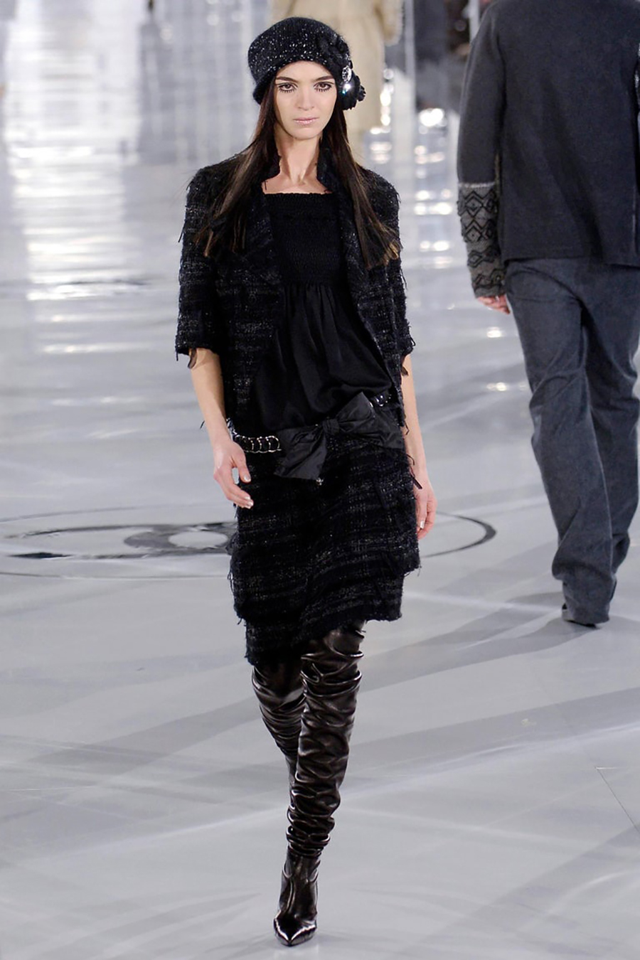 05A black tweed skirt charm run.jpg