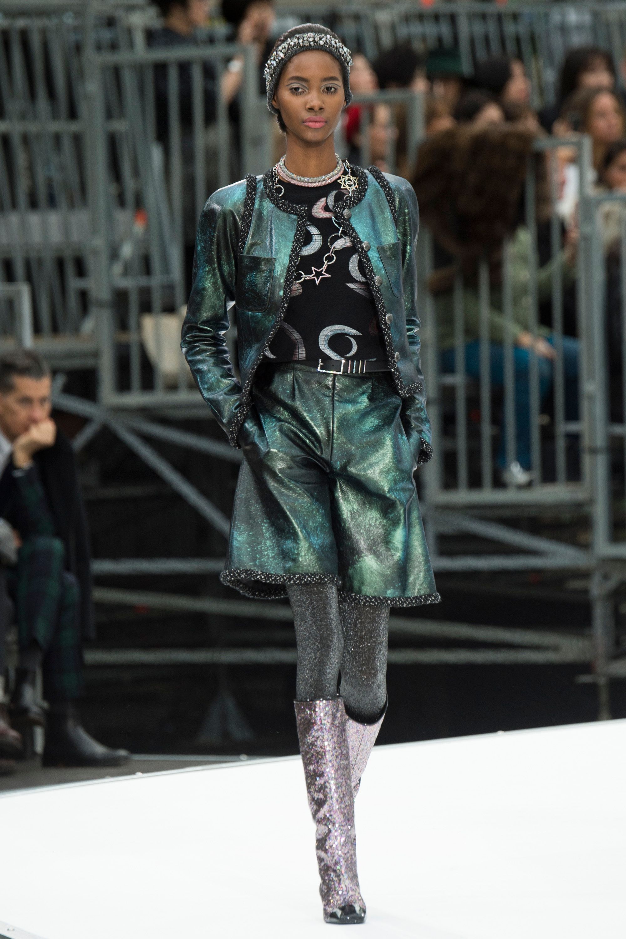 17A emerald leather jacket run2.JPG