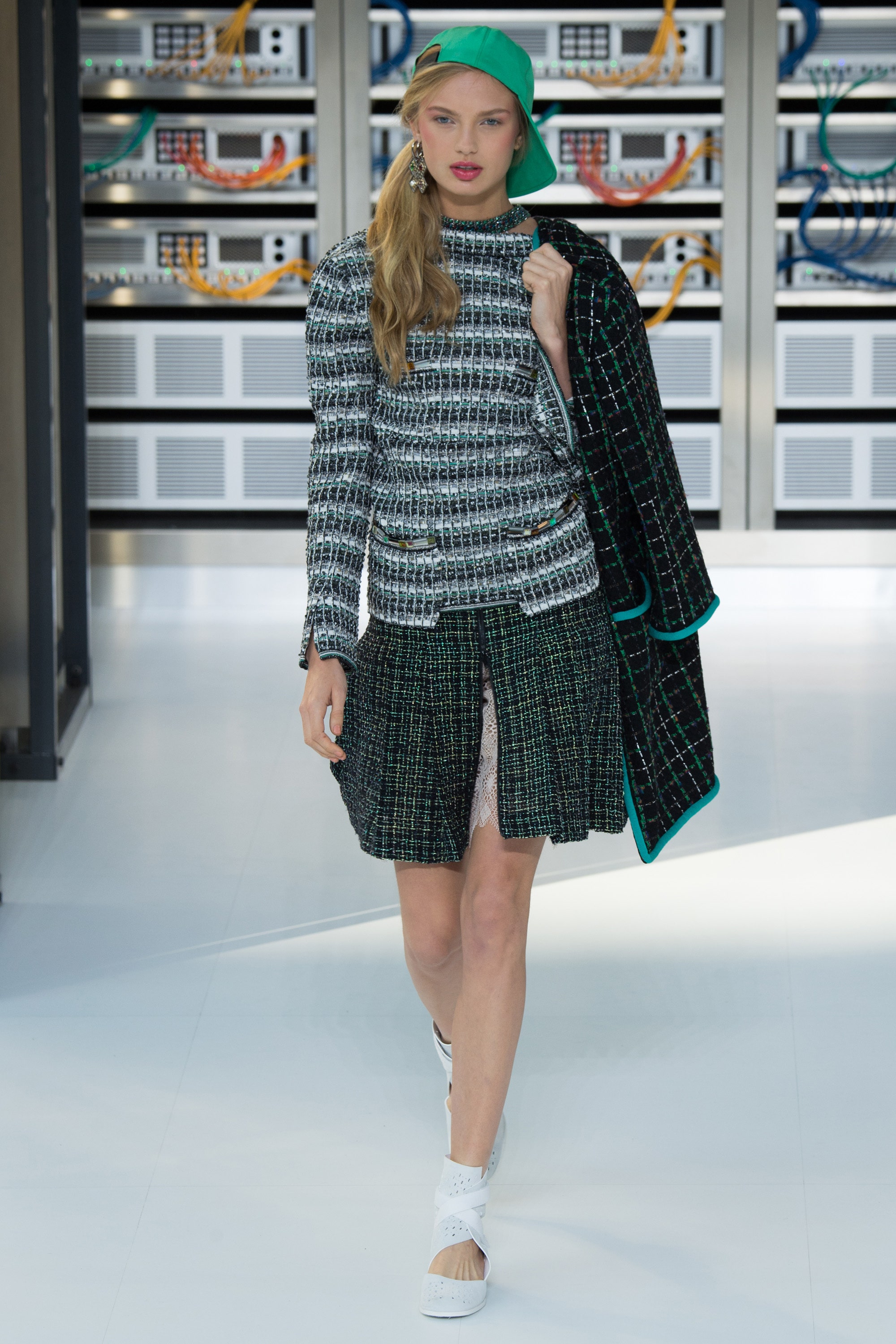 chanel 17P turqu tweed jacket coat run.jpg