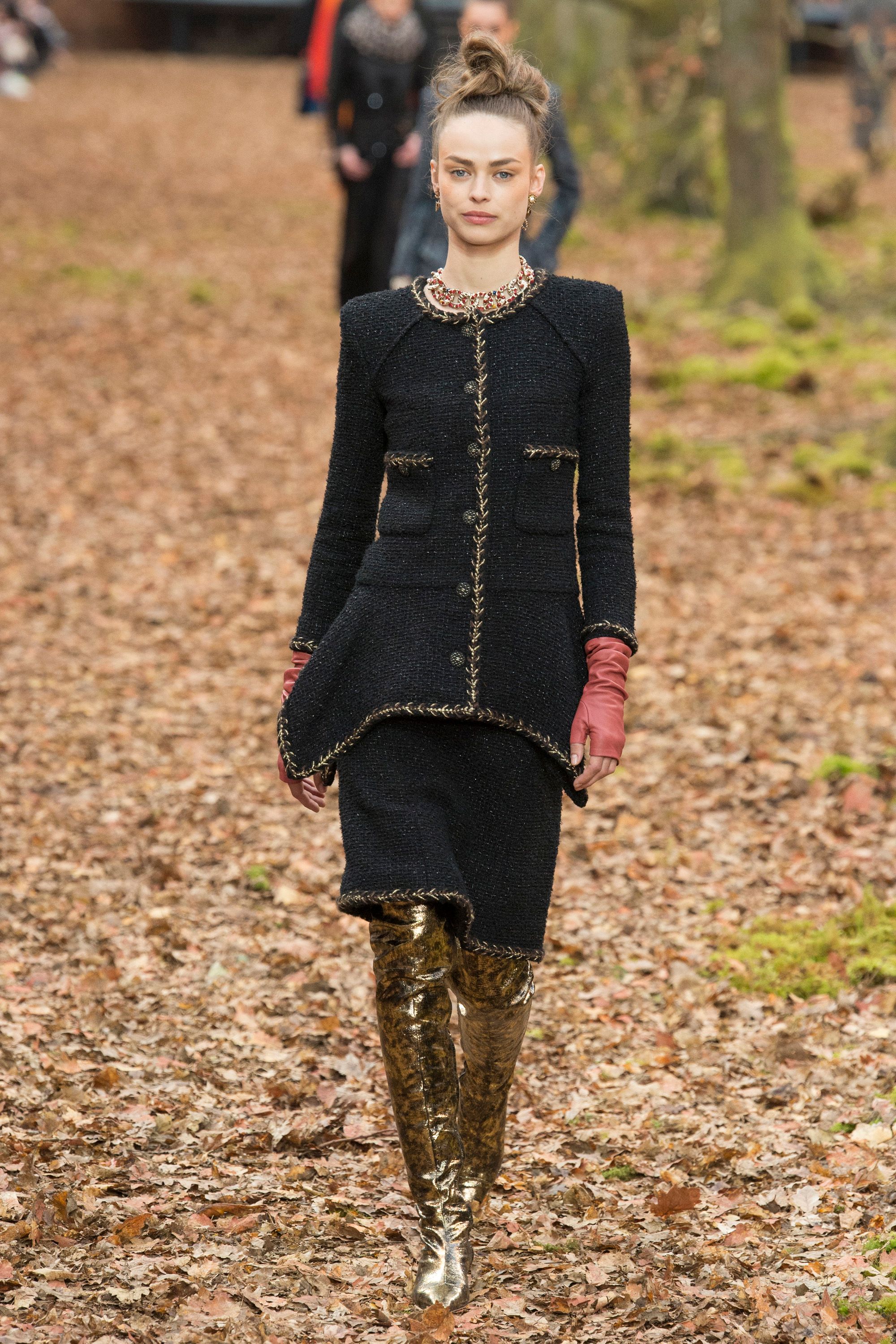 18A black peplum tweed jacket run.jpg