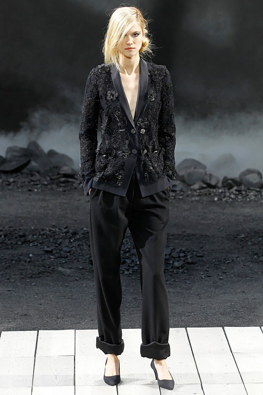 chanel 11A black lace blazer jacket run.jpg