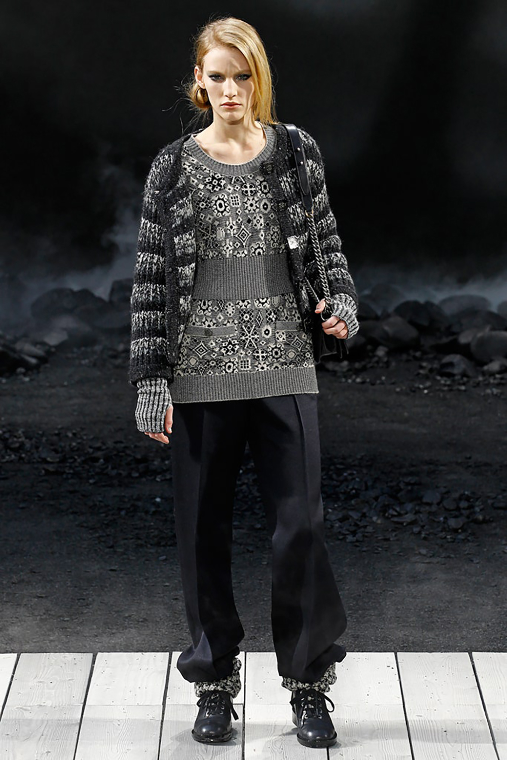 11A cashmere cardi jumper run.jpg