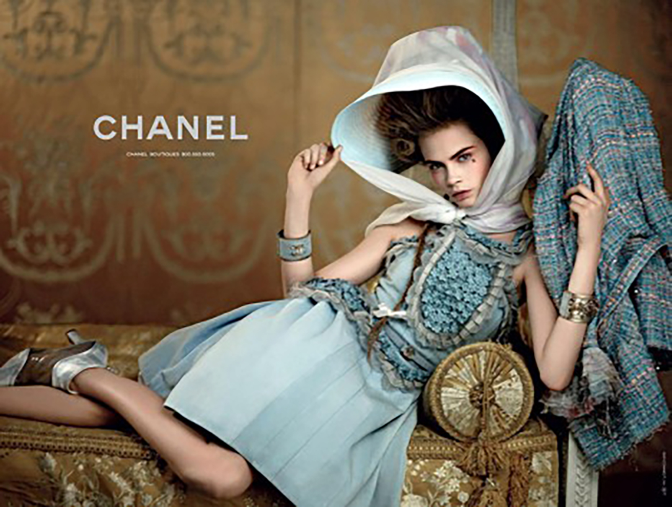 Versailles blue tweed jacket cel .JPG