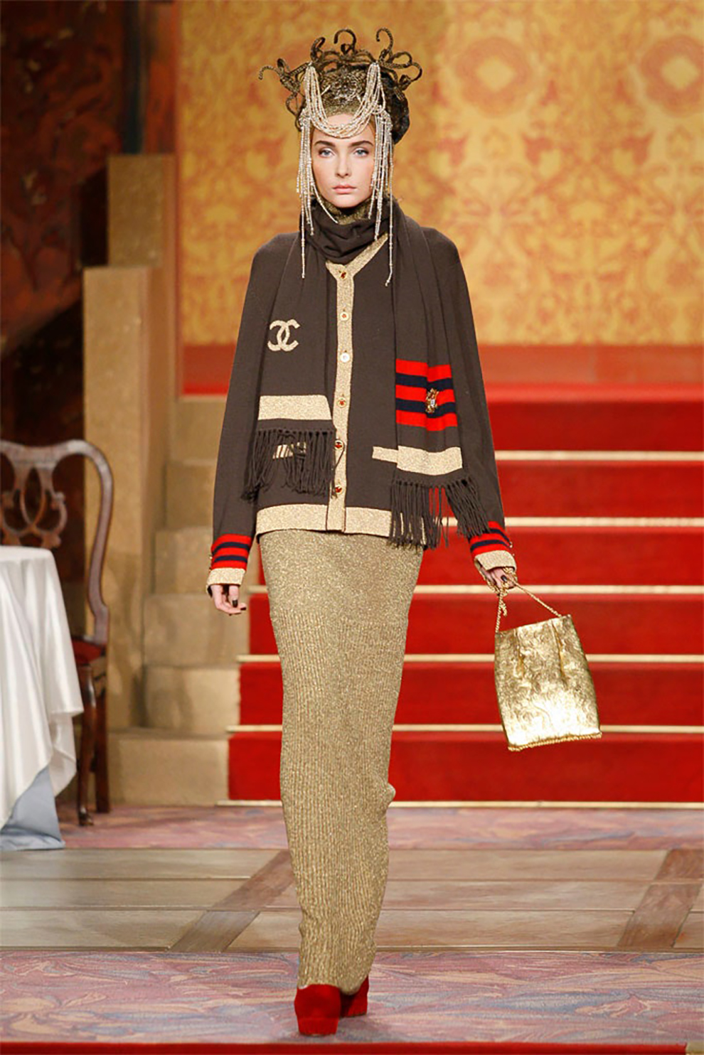 chanel Moscow L24 grey red gold cashm cardigan run1 copy.jpg
