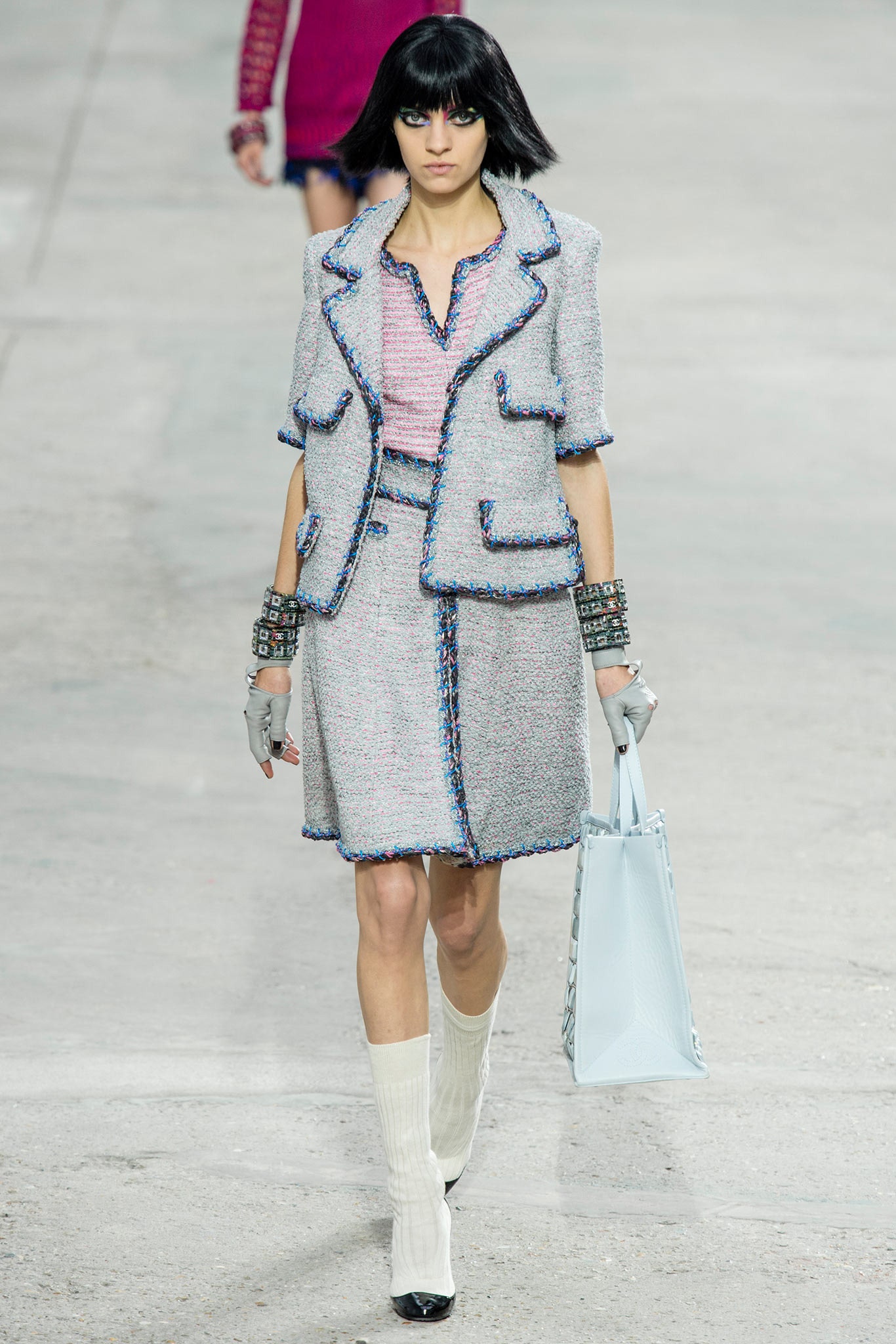 chanel 14P L10 grey pink tweed jacket run1 copy.jpeg