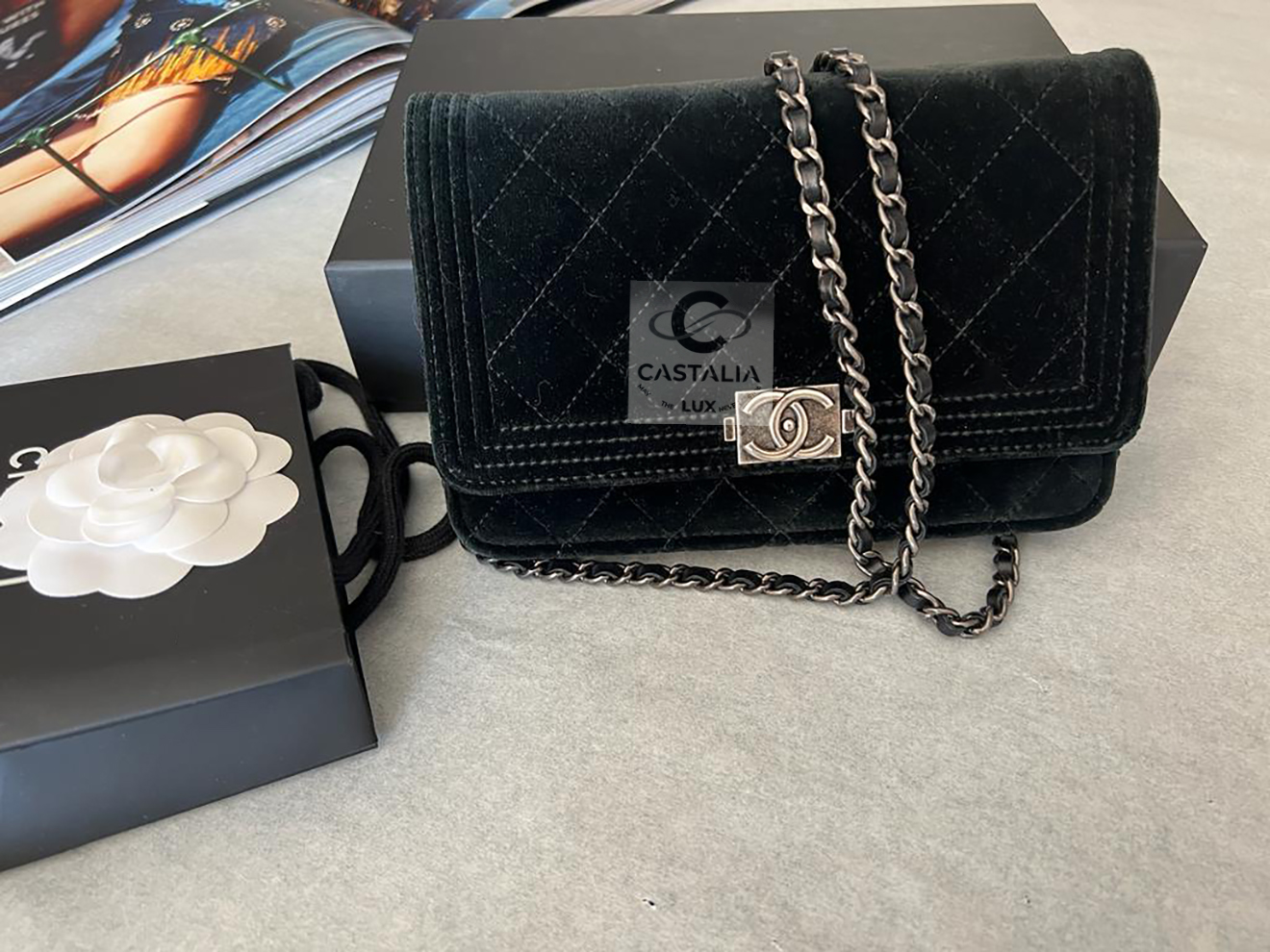 chanel boy woc velvet black front copy.jpg