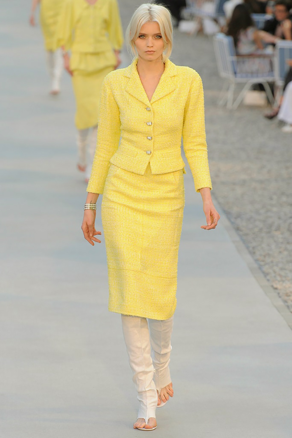 12C yellow belted tweed dress run.JPEG