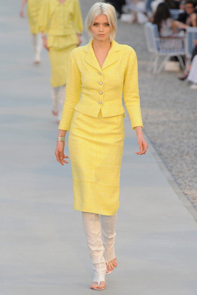 chanel 2012 Cruise Look 1 yellow tweed skirt suit runway.jpg