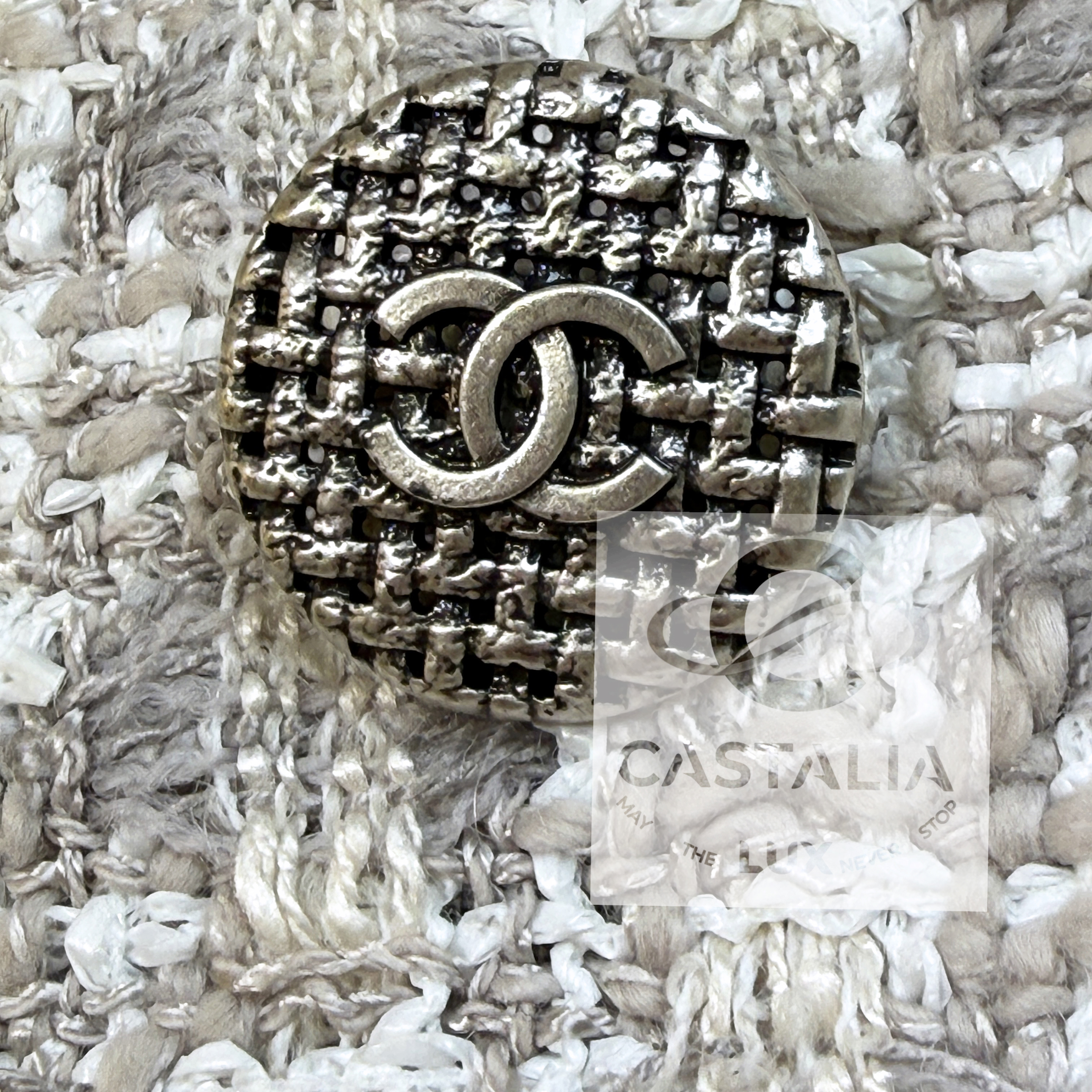 15P beige double tweed jacket butt0 copy.jpg