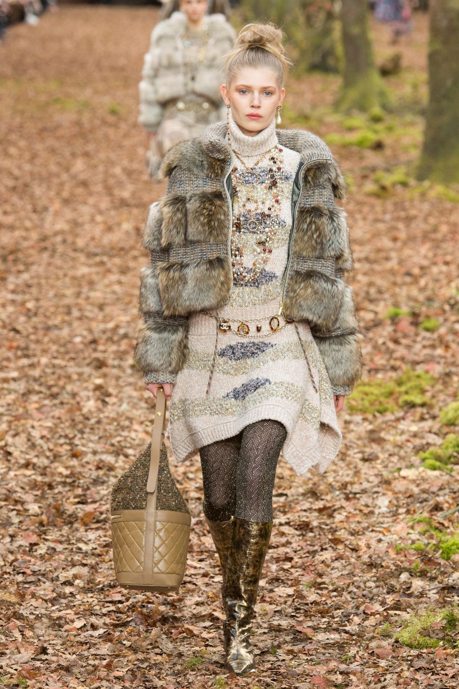 chanel 18A fox fur jacket run.jpeg