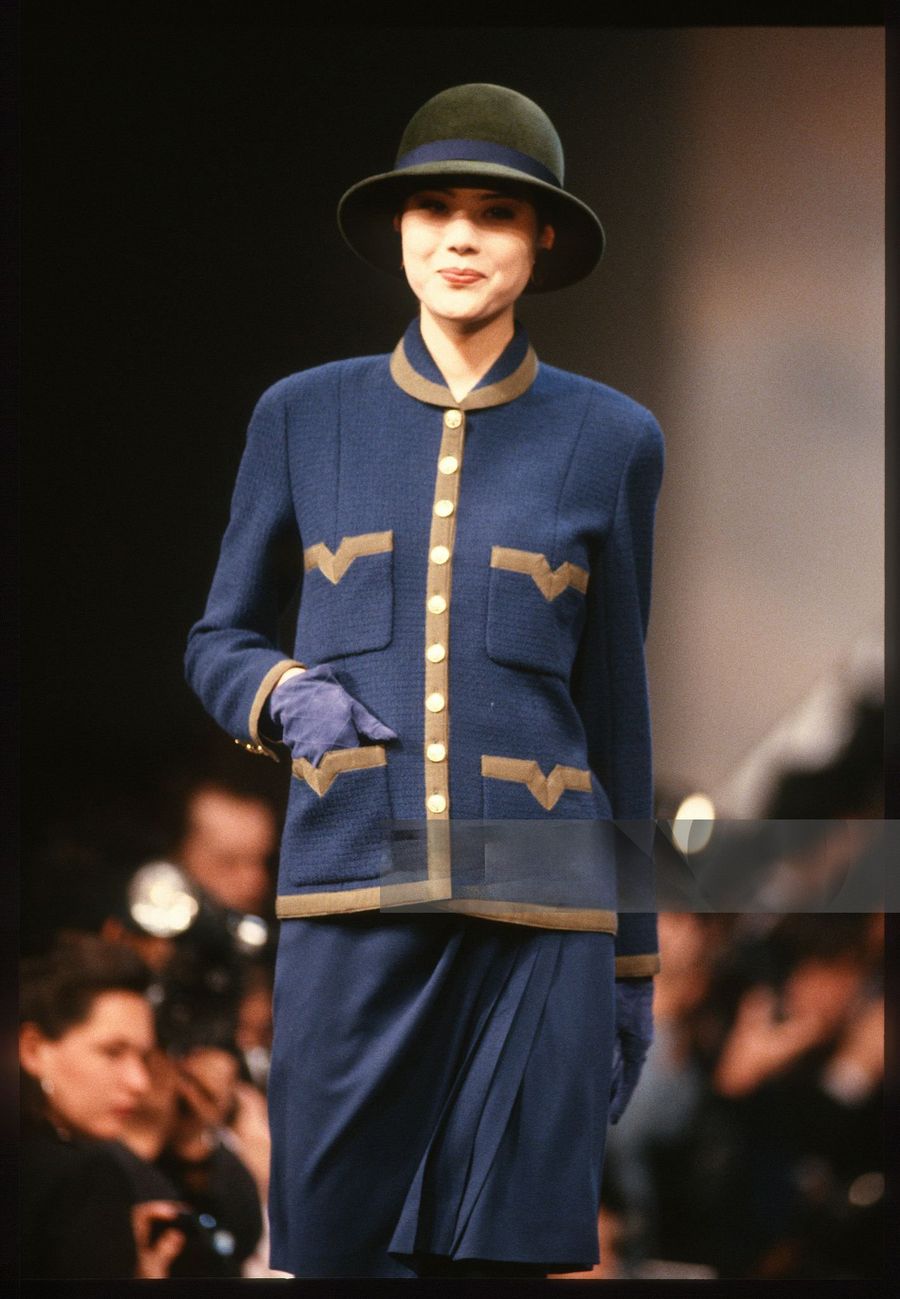 1989 blue khaki tweed jacket run.jpg