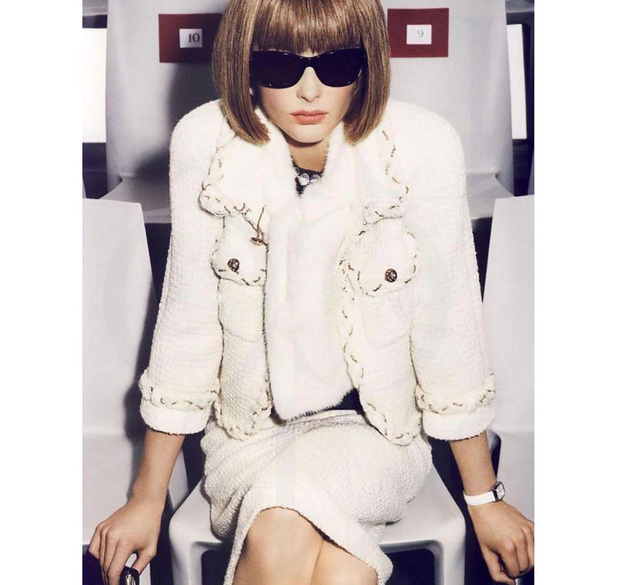 07A black chain tweed jacket cel wintour.jpg